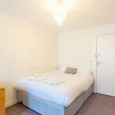 Amazing Modern 2 Bedroom Flat In Greenwich For 4 People London Exterior photo