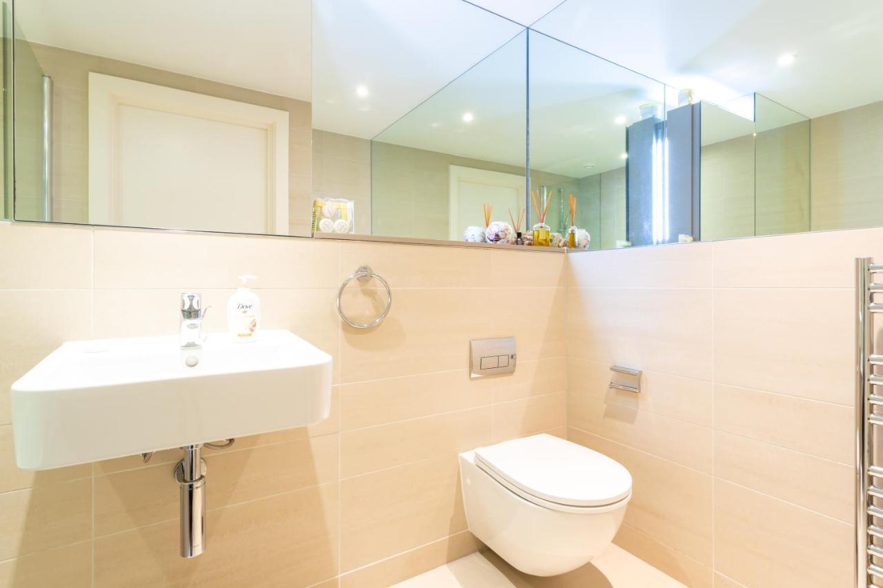 Apartment Amazing Modern 2 Bedroom Flat In Greenwich For 4 People
