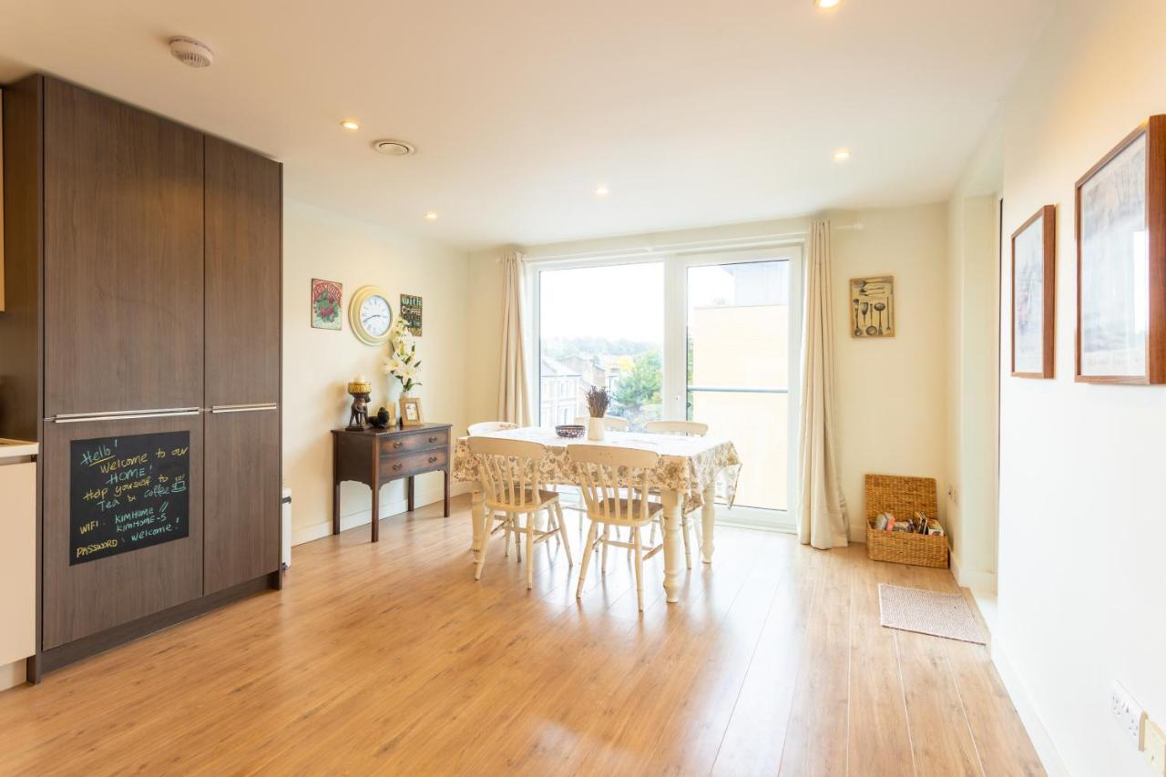 Amazing Modern 2 Bedroom Flat In Greenwich For 4 People * London